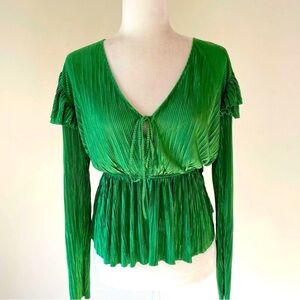 Elegant Green Pleated Women's Top